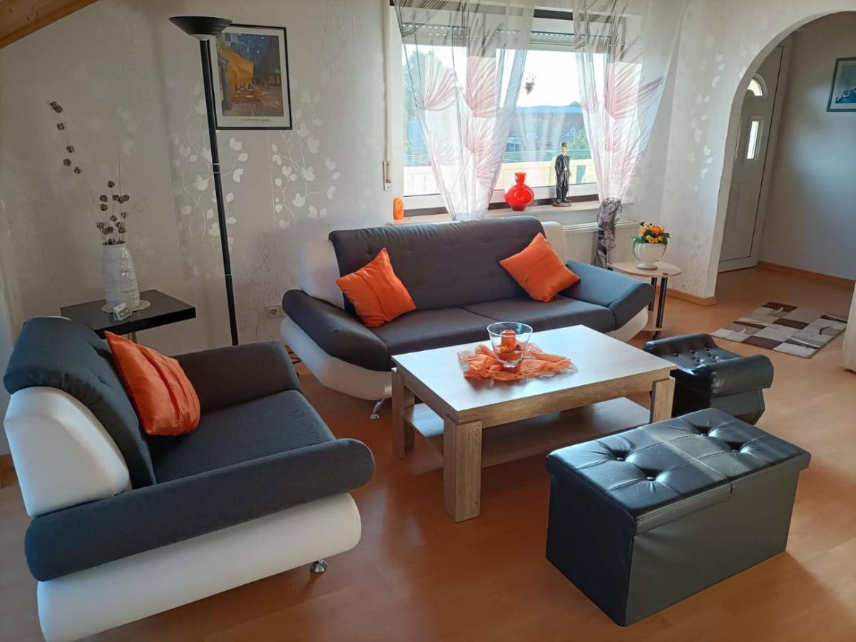 Haus Heidrun Apartment Dolgesheim ภายนอก รูปภาพ